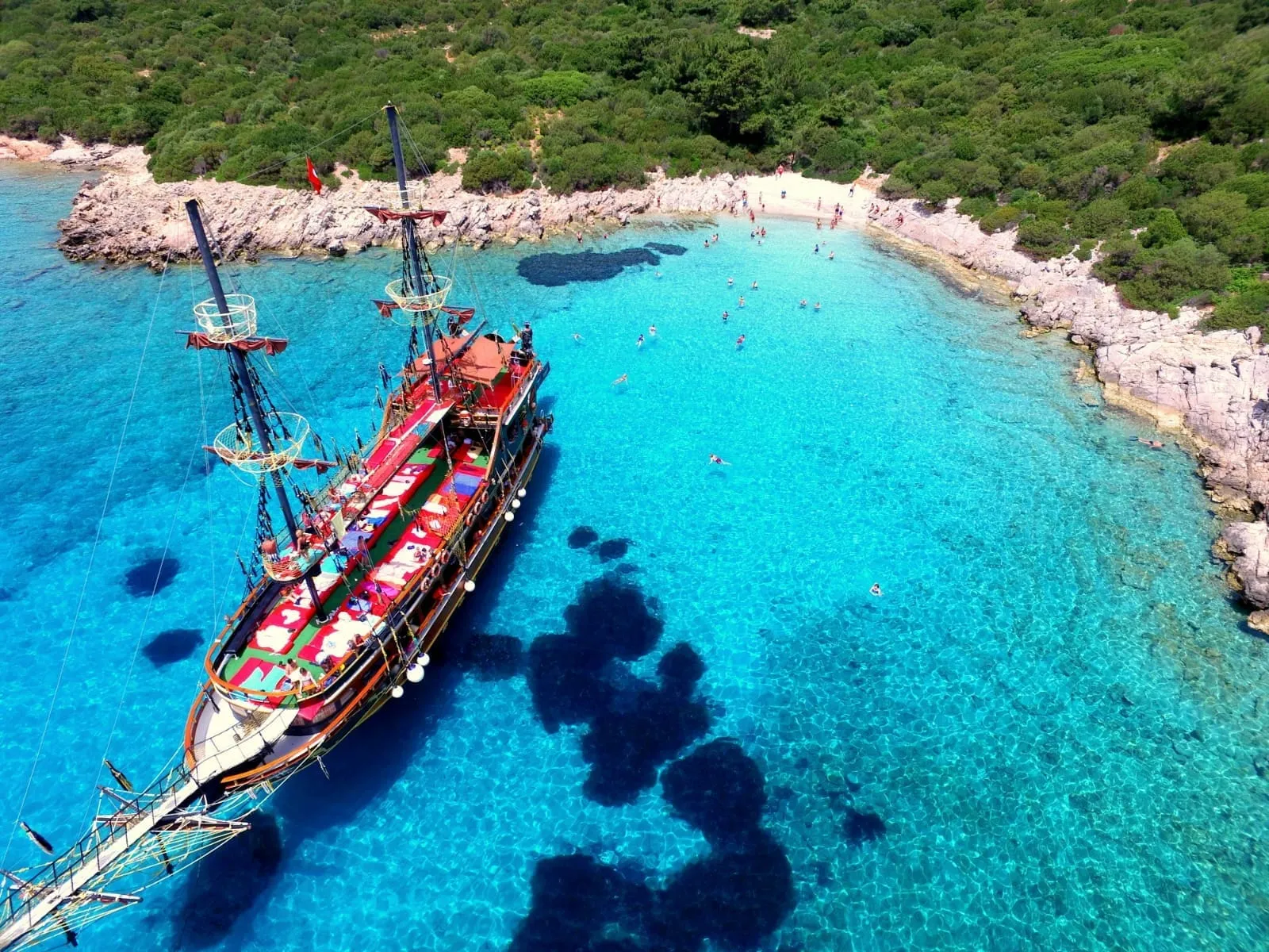 Fethiye 12 adalar tekne turu