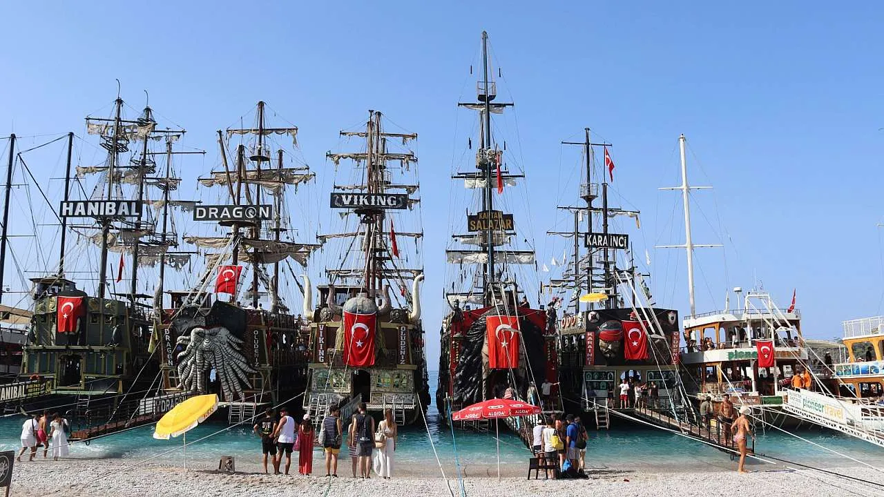 Ölüdeniz kelebekler vadisi tekne turu